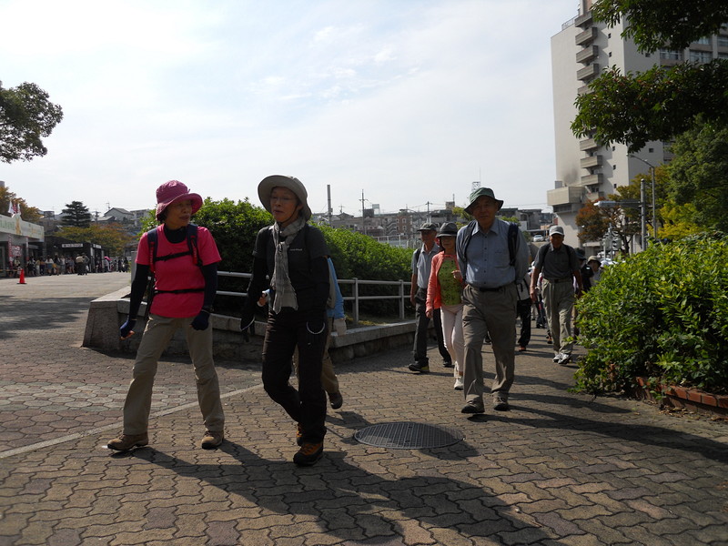 東山公園をスタート