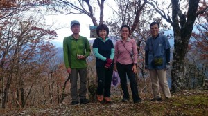 池木屋山頂上にて