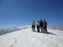 シリタカ山の頂上。ここでも白山の眺めが素晴らしい